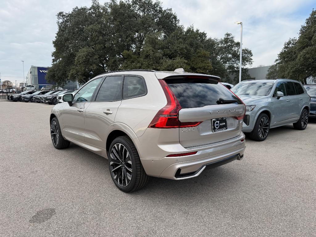 new 2026 Volvo XC60 Plug-In Hybrid car, priced at $75,235