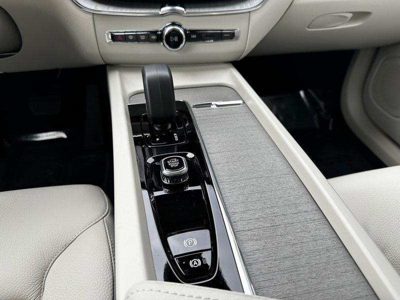 new 2025 Volvo XC60 Plug-In Hybrid car, priced at $63,760