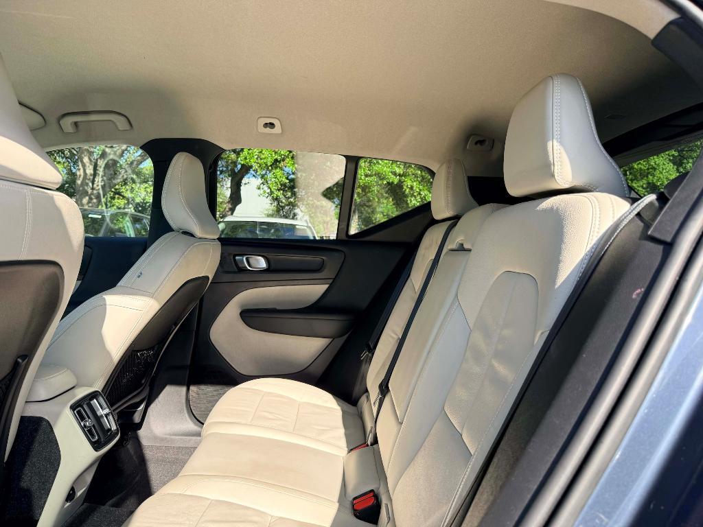 used 2022 Volvo XC40 car, priced at $23,772