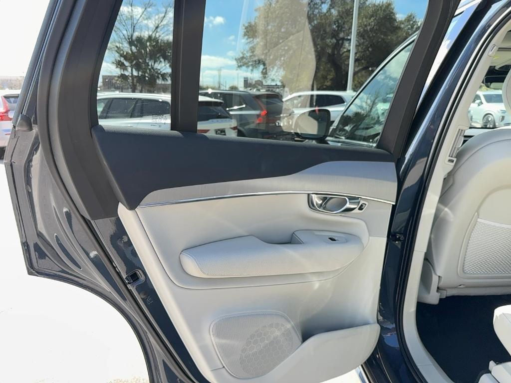 used 2021 Volvo XC90 car, priced at $26,769