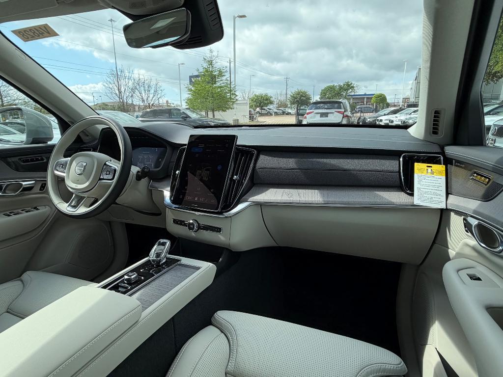 new 2026 Volvo XC90 Plug-In Hybrid car, priced at $85,113