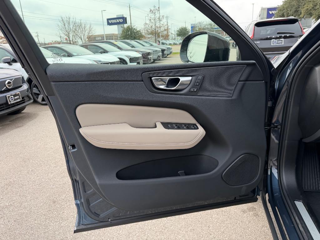 new 2026 Volvo XC60 car, priced at $56,474