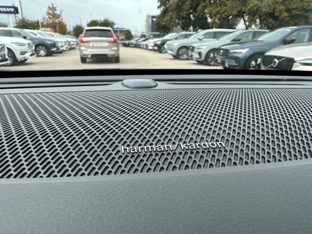 new 2025 Volvo V60 Cross Country car, priced at $53,525