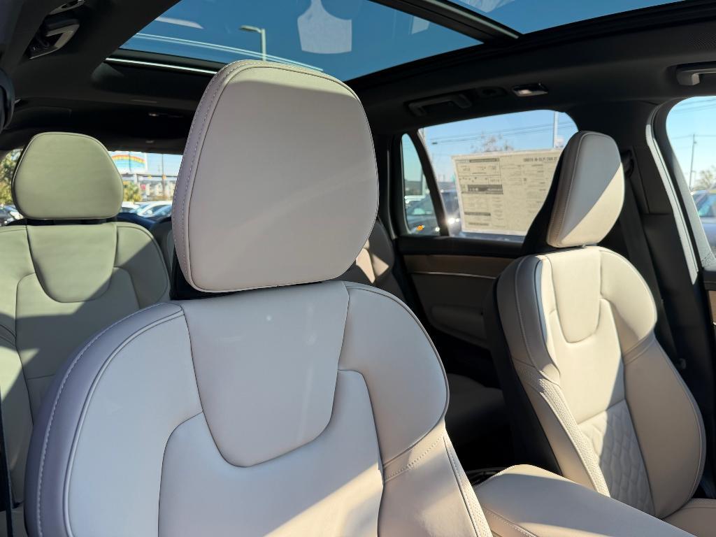 new 2026 Volvo XC90 Plug-In Hybrid car, priced at $79,347