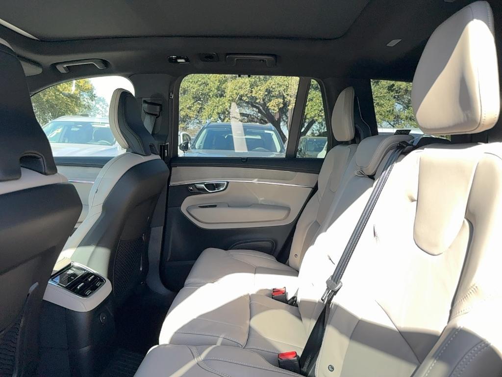 new 2026 Volvo XC90 Plug-In Hybrid car, priced at $83,325