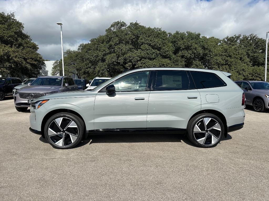 new 2025 Volvo EX90 car, priced at $88,680