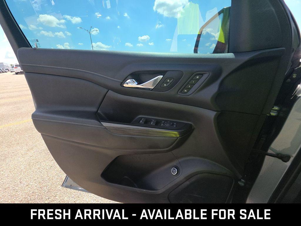 used 2023 GMC Acadia car, priced at $36,399