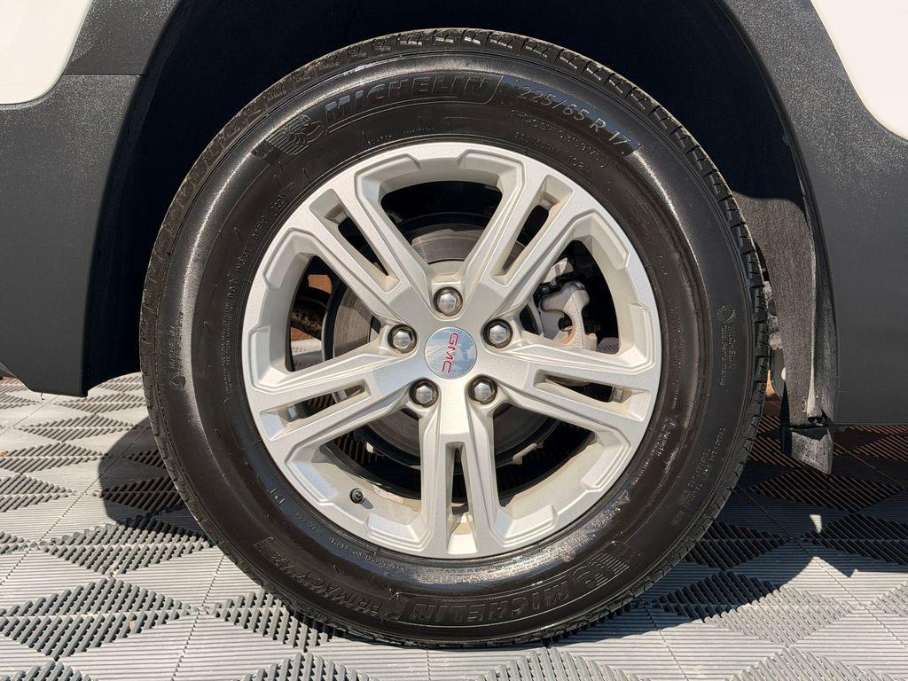 used 2023 GMC Terrain car, priced at $26,408