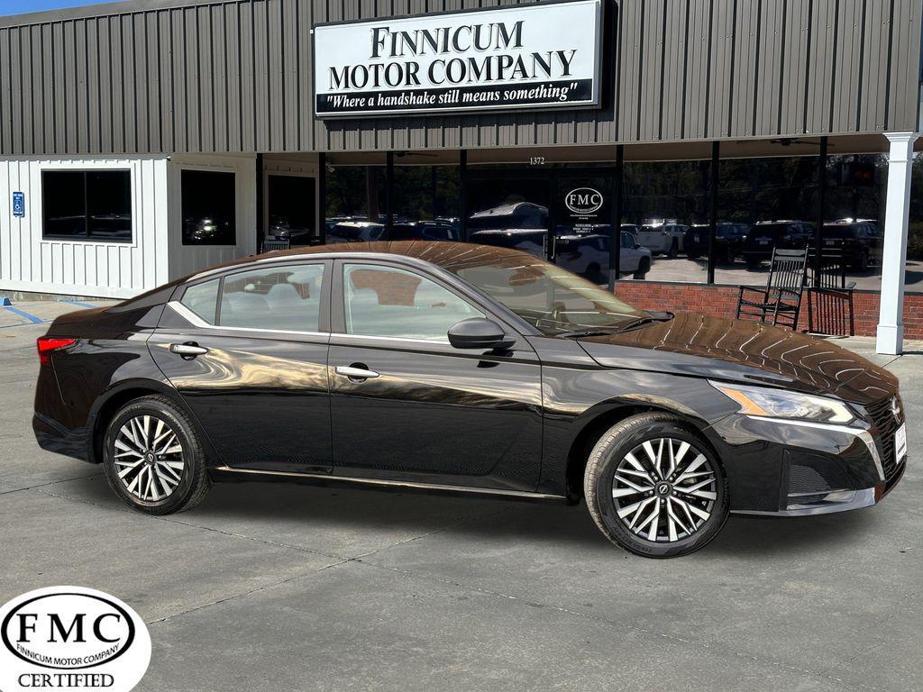 used 2025 Nissan Altima car, priced at $23,632