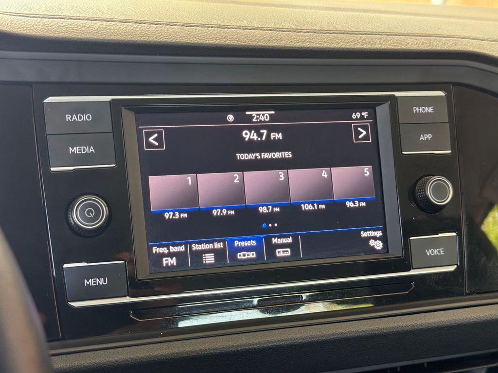 used 2024 Volkswagen Jetta car, priced at $16,498