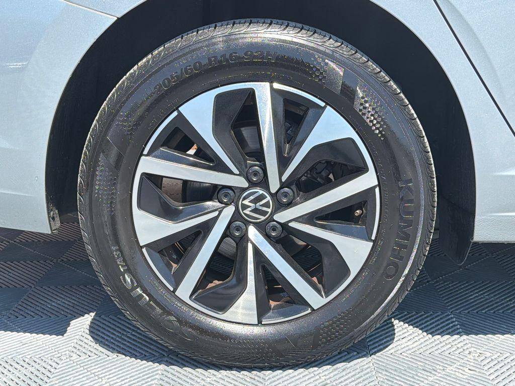 used 2024 Volkswagen Jetta car, priced at $16,498