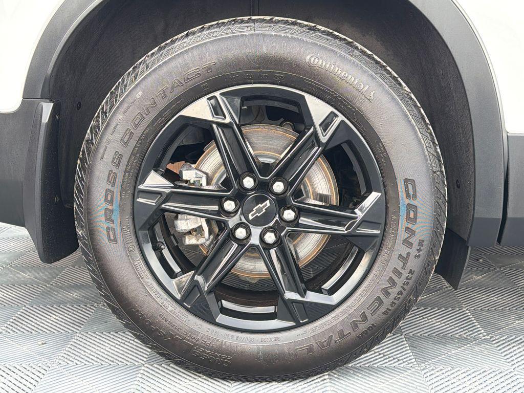 used 2024 Chevrolet Blazer car, priced at $34,632