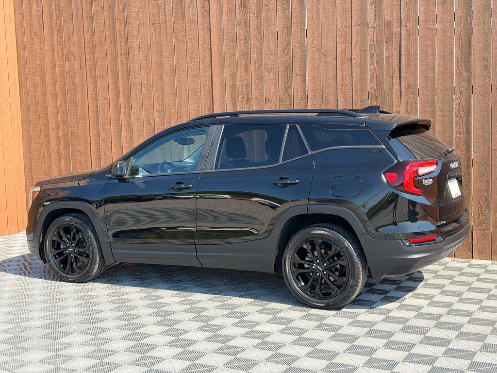 used 2022 GMC Terrain car, priced at $25,599