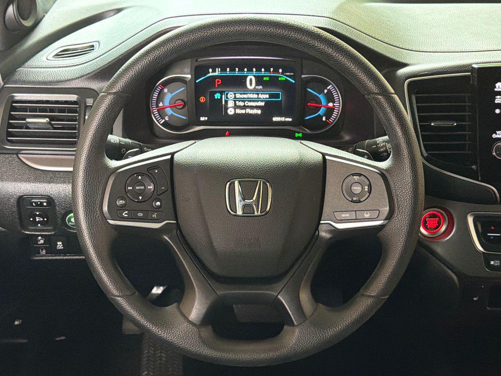 used 2022 Honda Pilot car, priced at $32,897