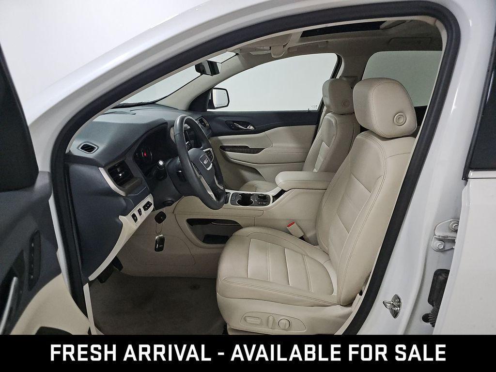 used 2023 GMC Acadia car, priced at $40,842