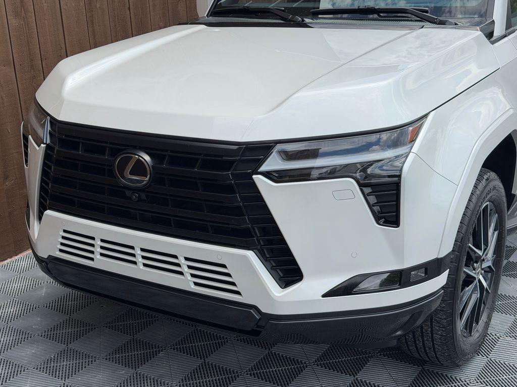 used 2024 Lexus GX 550 car, priced at $81,241