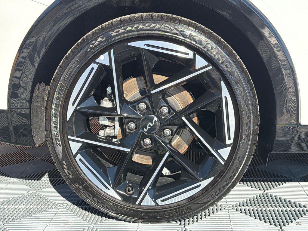 used 2025 Kia K4 car, priced at $27,296