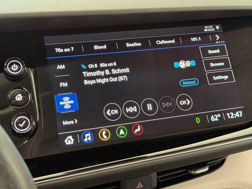 used 2023 Buick Envision car, priced at $33,625