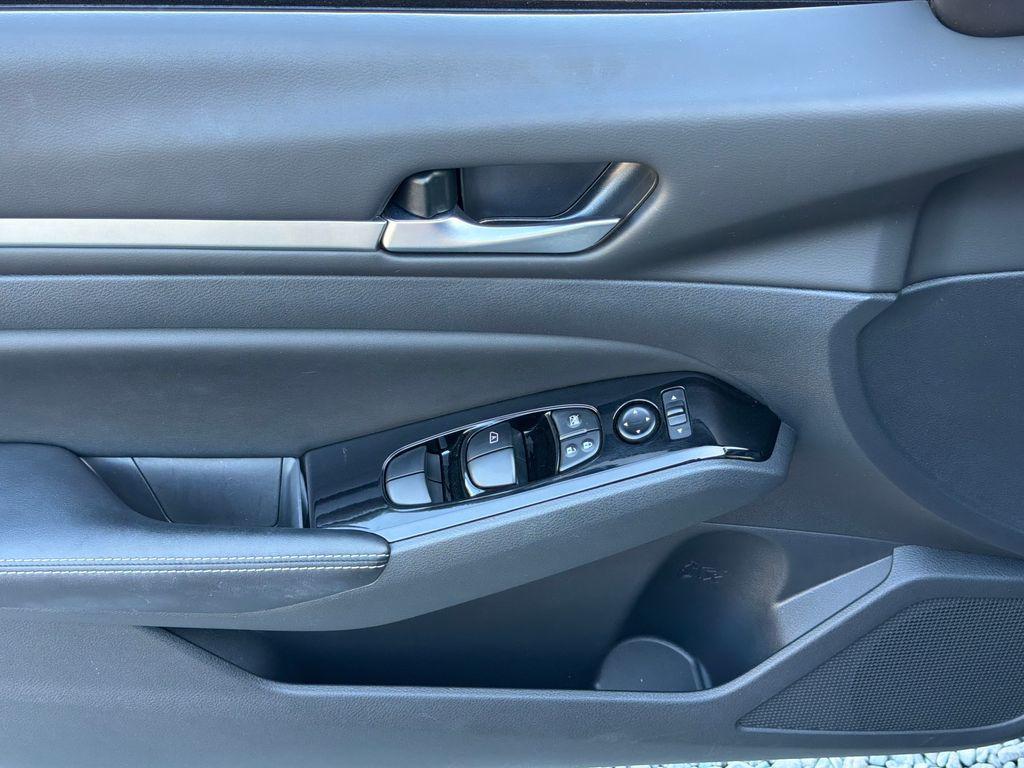 used 2025 Nissan Altima car, priced at $28,400