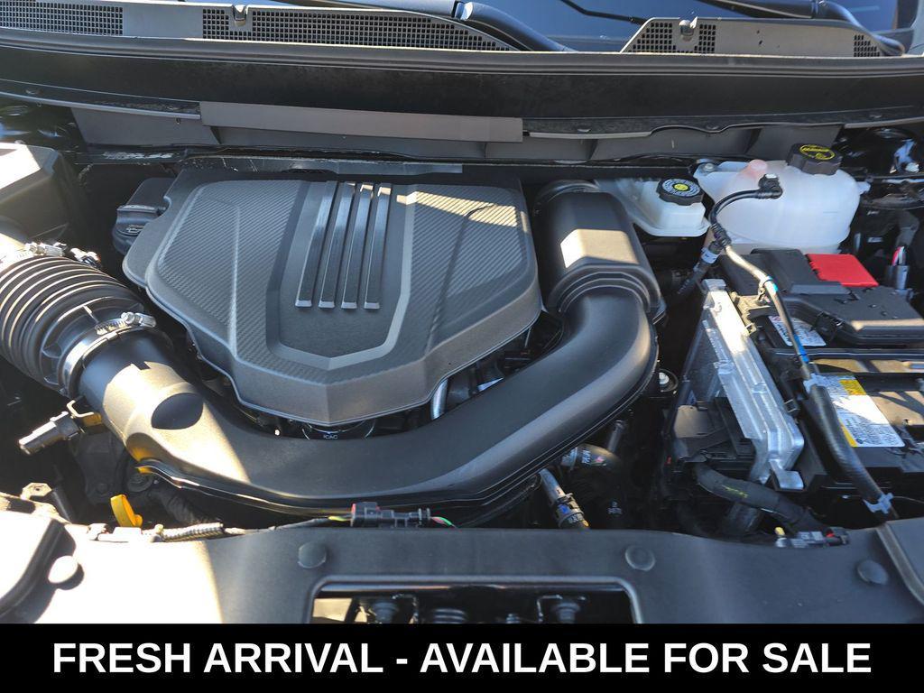 used 2025 GMC Acadia car, priced at $36,242