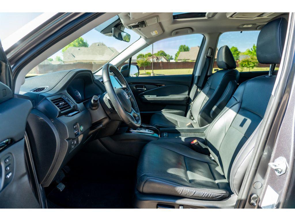 used 2022 Honda Pilot car, priced at $32,850