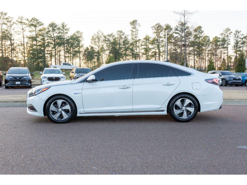 used 2016 Hyundai Sonata Hybrid car, priced at $9,500