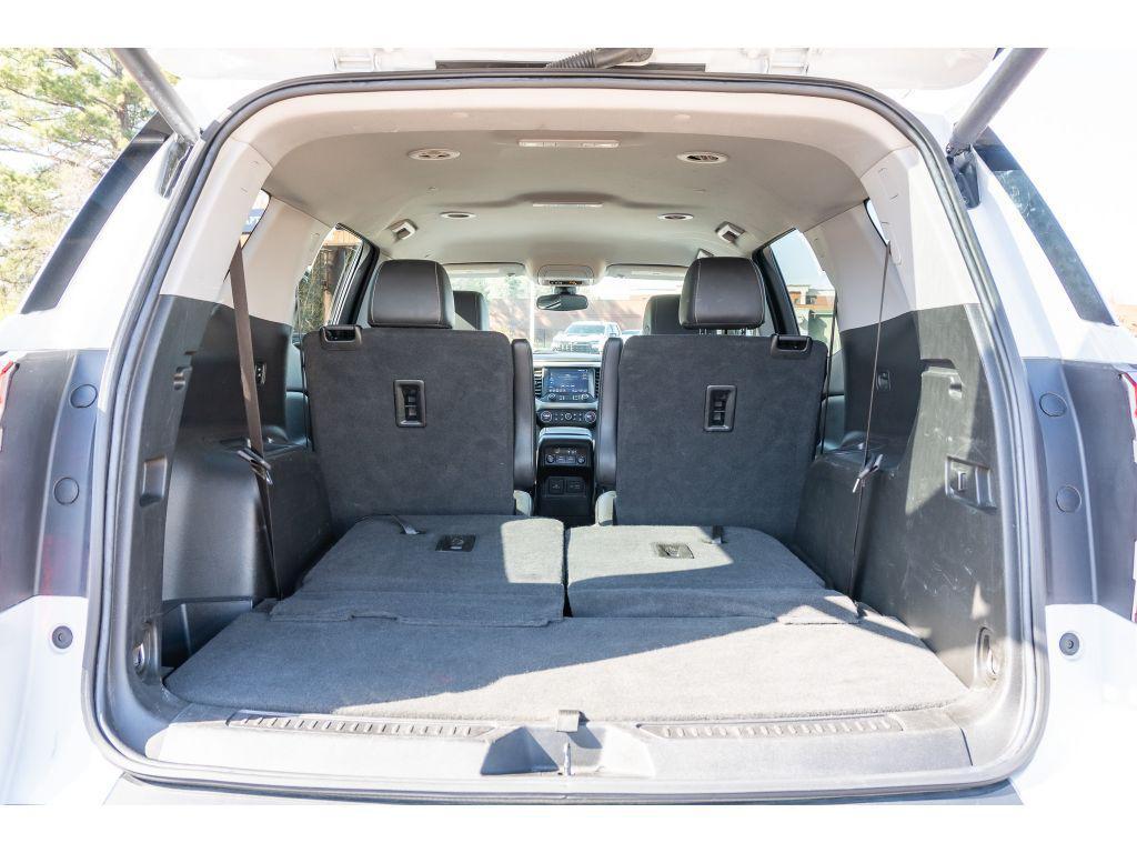 used 2023 GMC Acadia car, priced at $26,745