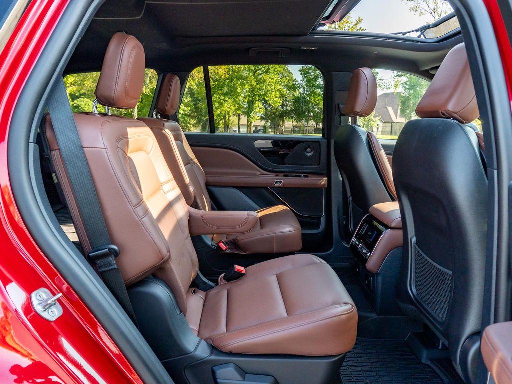 used 2026 Lincoln Aviator car, priced at $65,425