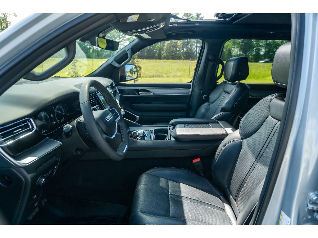 used 2023 Jeep Wagoneer car, priced at $45,867