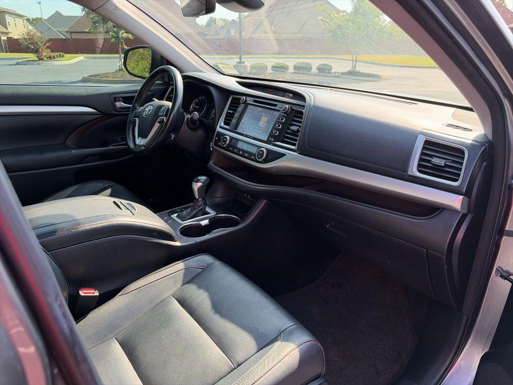 used 2018 Toyota Highlander car, priced at $20,925