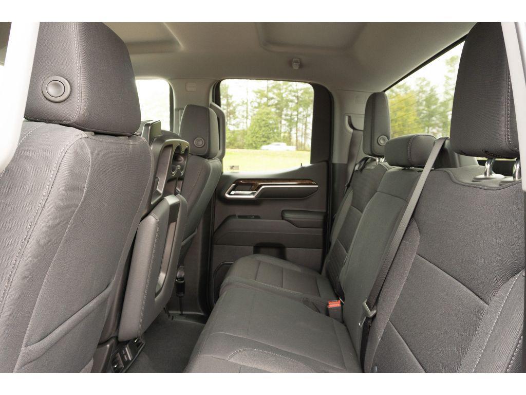 used 2024 GMC Sierra 1500 car, priced at $43,262