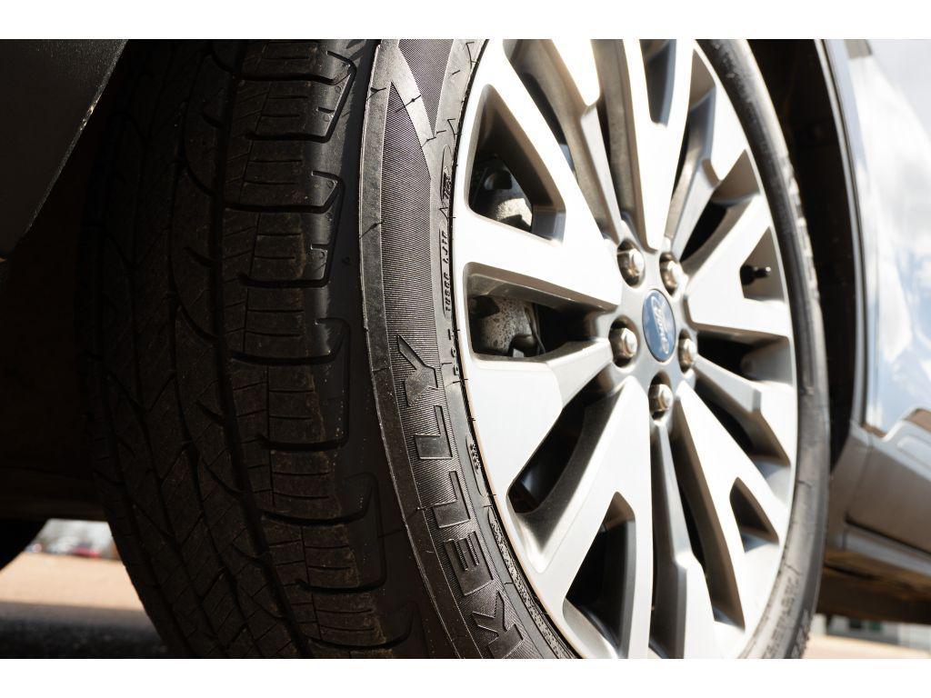 used 2022 Ford Escape car, priced at $24,652