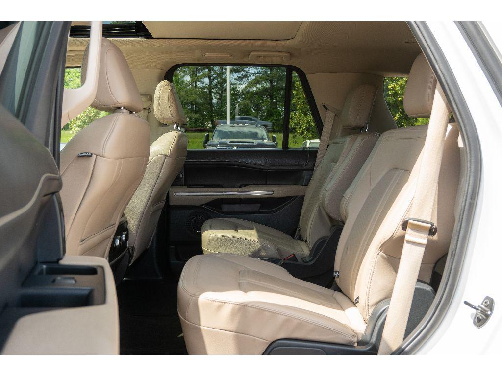 used 2023 Ford Expedition car, priced at $39,403
