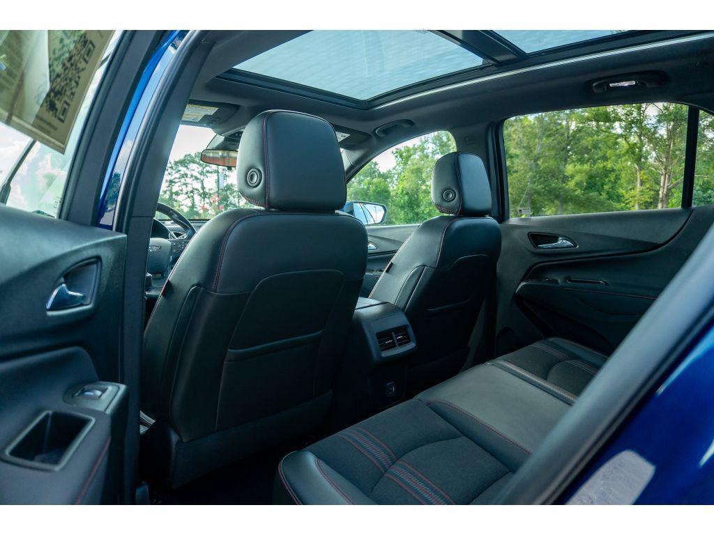 used 2022 Chevrolet Equinox car, priced at $25,425