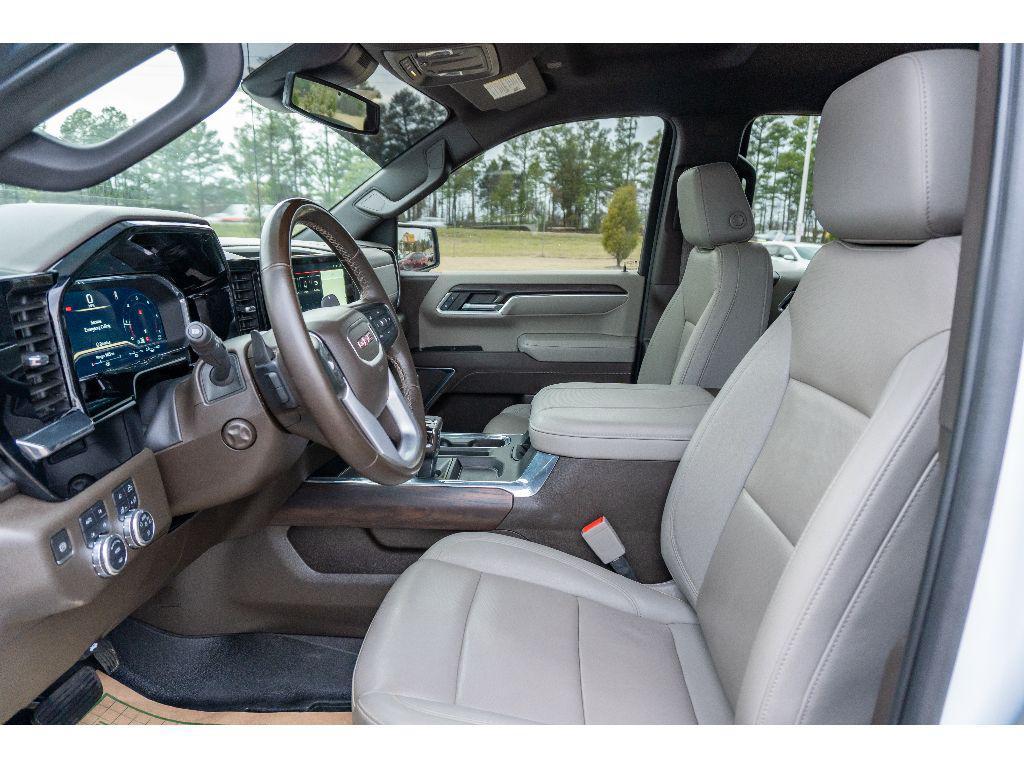 used 2023 GMC Sierra 1500 car, priced at $45,199