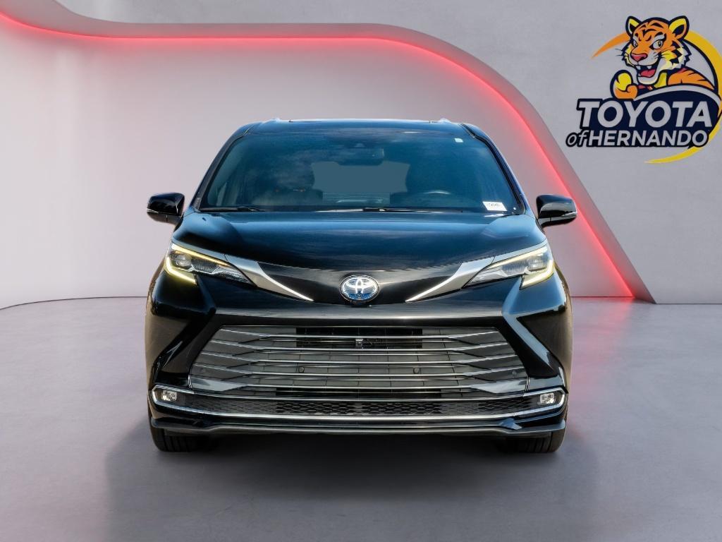 used 2025 Toyota Sienna car, priced at $51,489