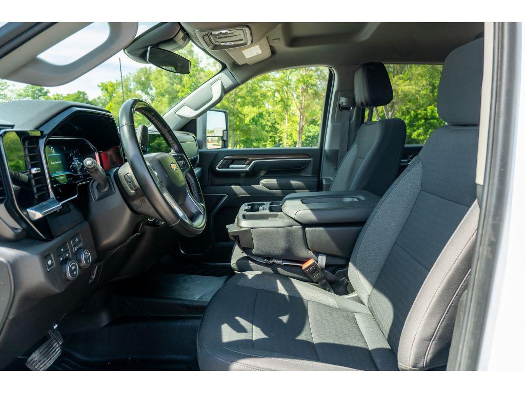 used 2025 Chevrolet Silverado 2500 car, priced at $62,548