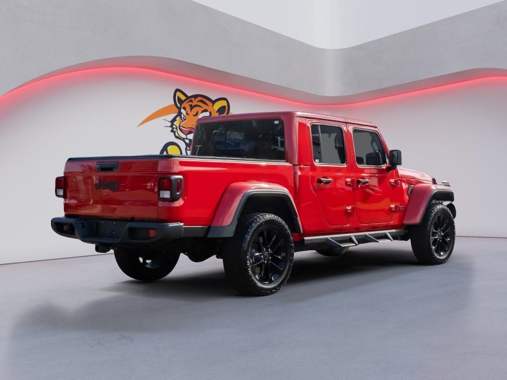 used 2025 Jeep Gladiator car, priced at $39,312