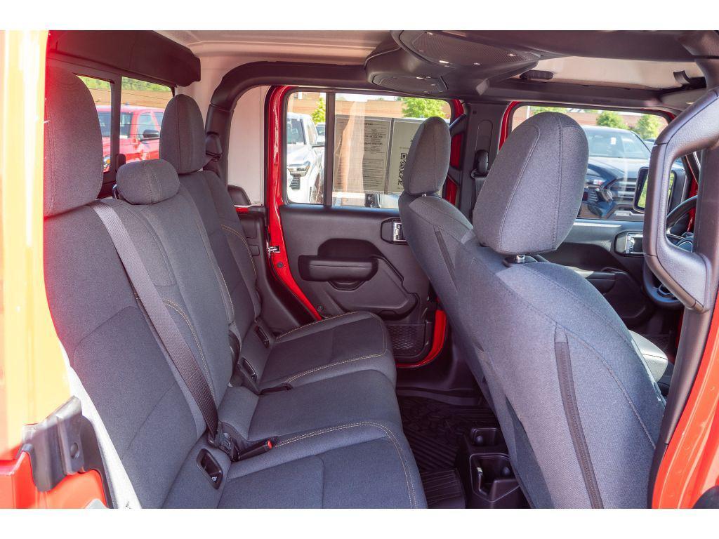 used 2025 Jeep Gladiator car, priced at $39,312