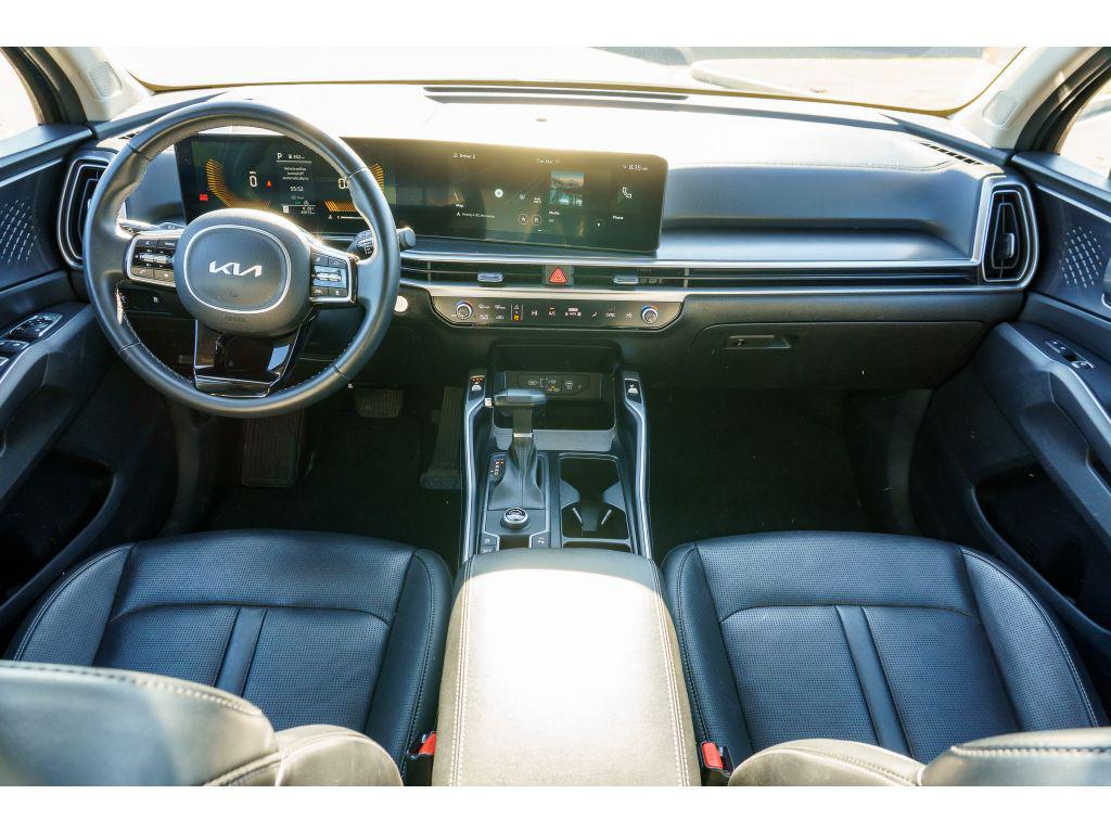 used 2024 Kia Sorento car, priced at $26,786
