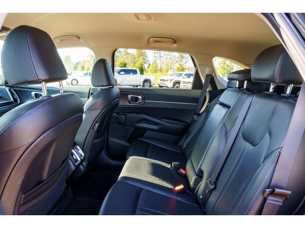 used 2024 Kia Sorento car, priced at $26,786