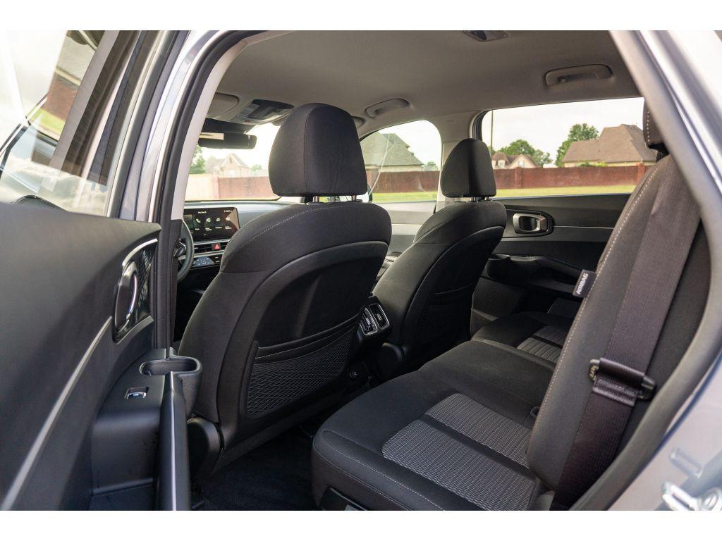used 2025 Kia Sorento car, priced at $30,758