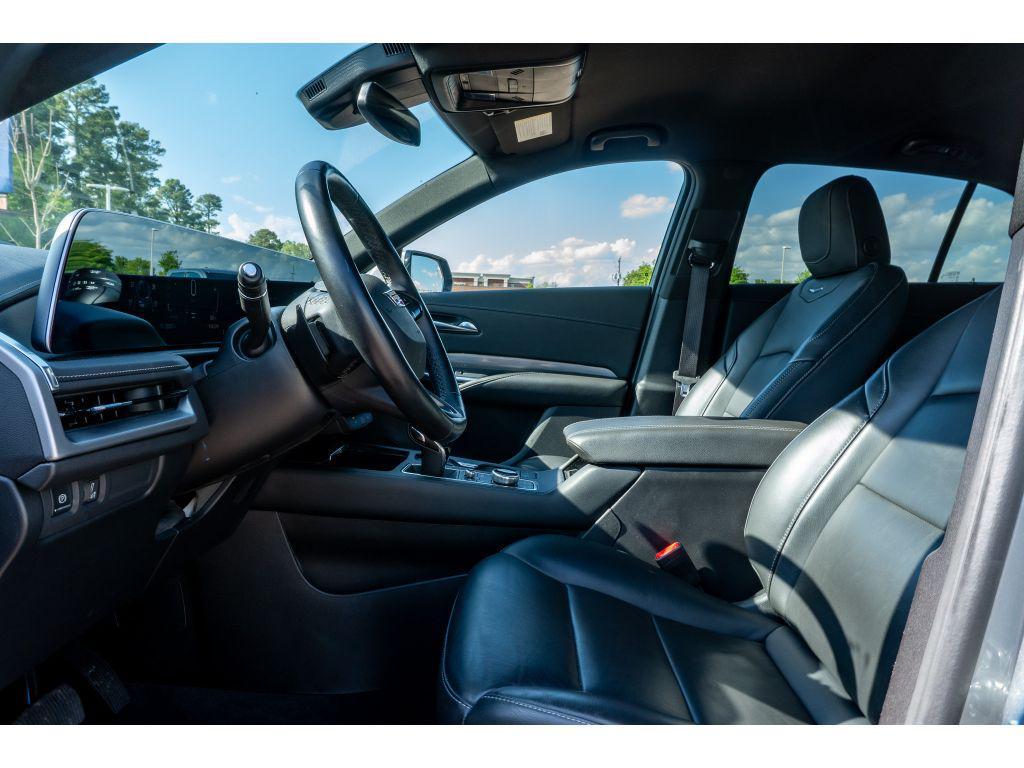 used 2025 Cadillac XT4 car, priced at $33,491