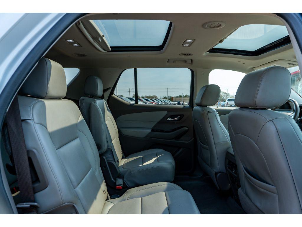 used 2019 Chevrolet Traverse car, priced at $17,282