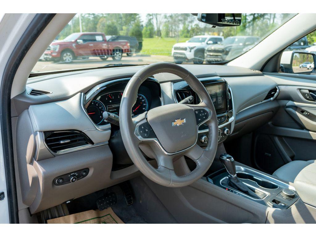 used 2019 Chevrolet Traverse car, priced at $17,282