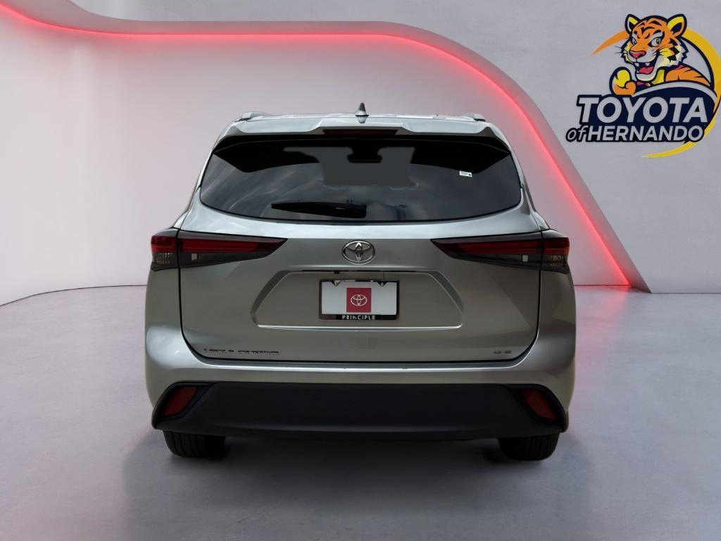 used 2024 Toyota Highlander car, priced at $36,411