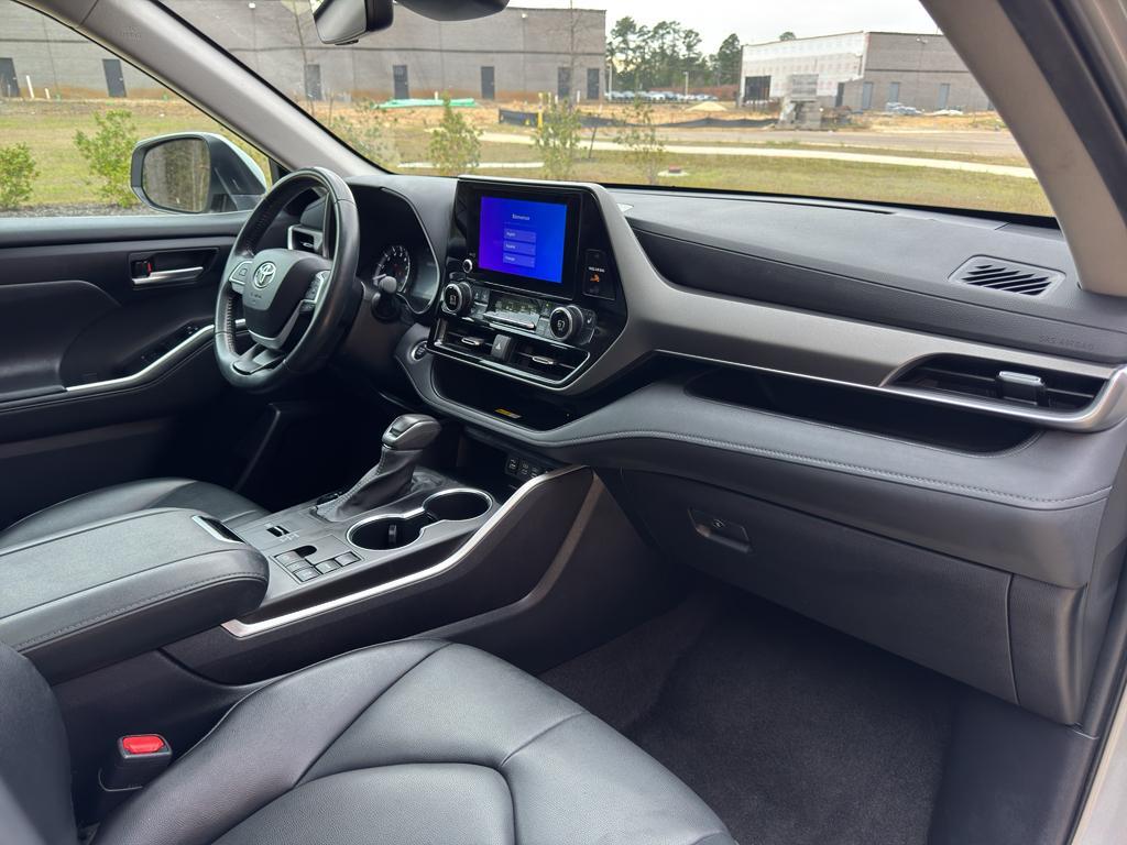used 2024 Toyota Highlander car, priced at $36,411