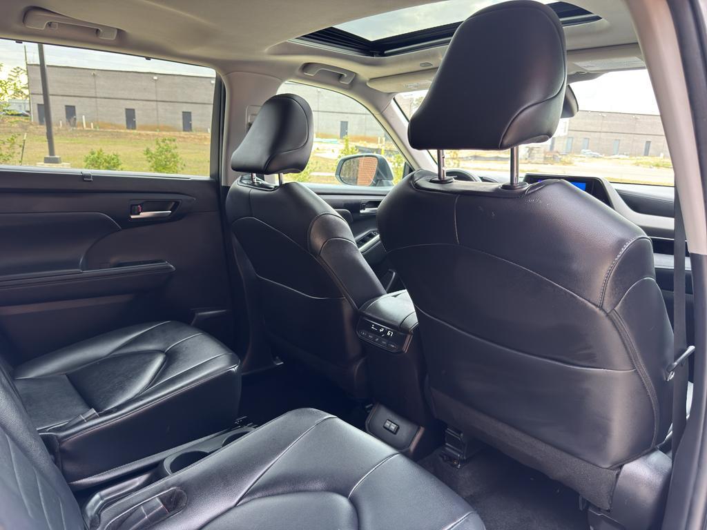 used 2024 Toyota Highlander car, priced at $36,411