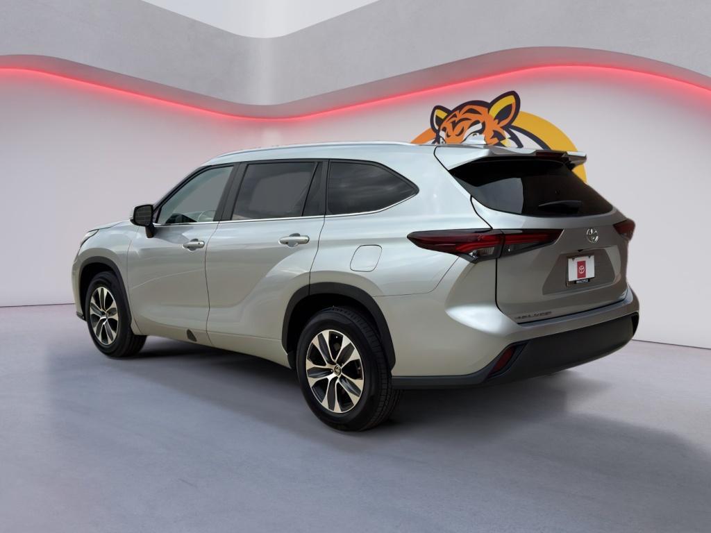 used 2024 Toyota Highlander car, priced at $36,411