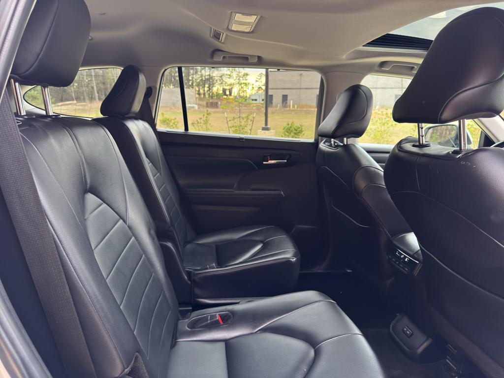 used 2024 Toyota Highlander car, priced at $36,411